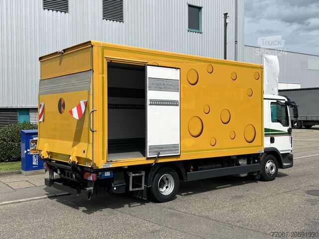 Ciężarówka chłodnia MAN TGL 8.220 Kühlkoffer 5,2m LBW Klima Luft