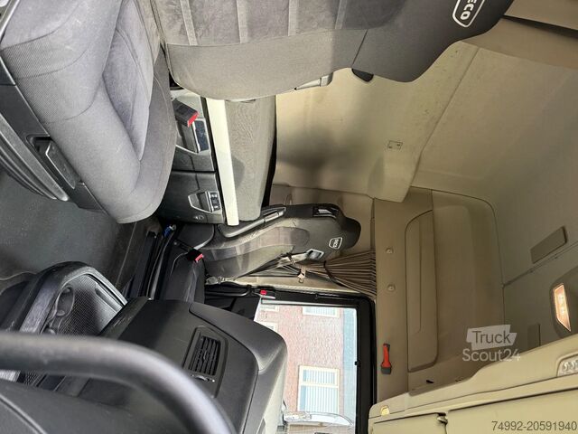 Standard-SZM Iveco S-WAY 460 2021 retarder