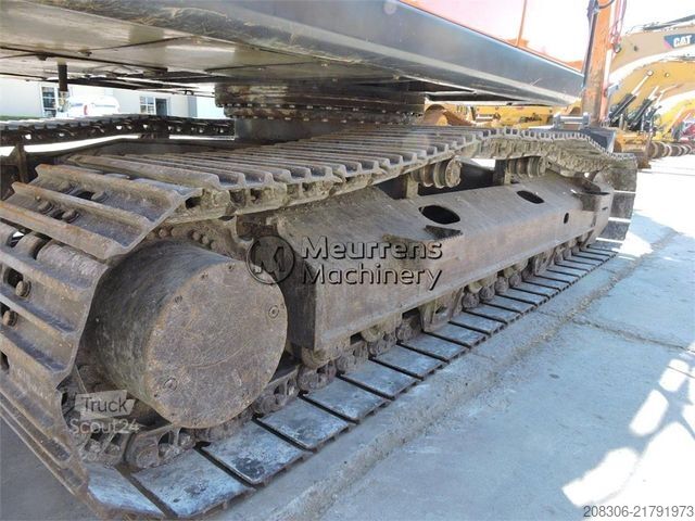 Excavatrice à chaînes DOOSAN DX225LC