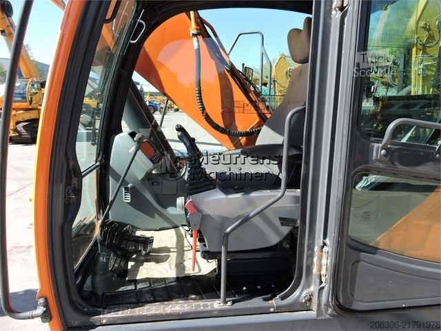 Гусеничний екскаватор DOOSAN DX225LC