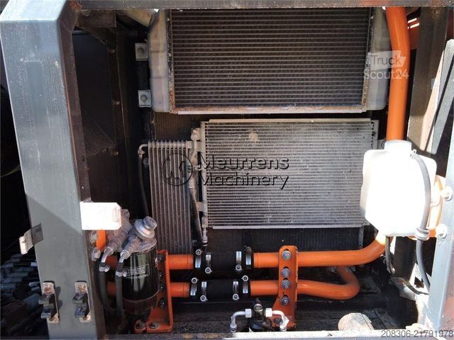 Гусеничний екскаватор DOOSAN DX225LC