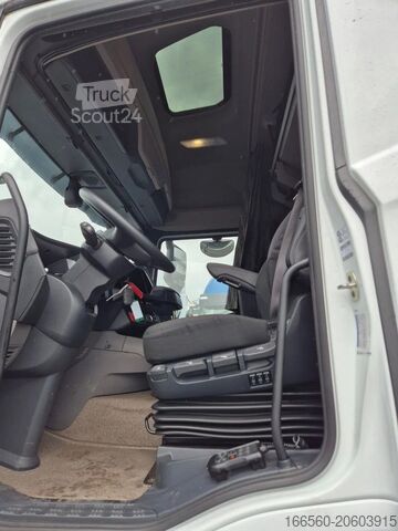 Standardowy ciągnik DAF XF 480 FT NGD