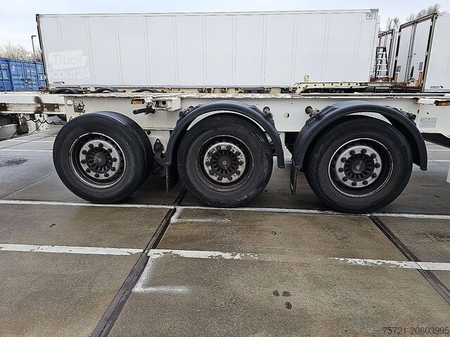 Konteinerių vežimas KRONE SD