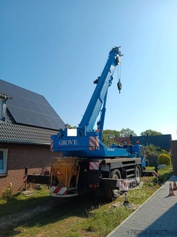 Lastebilmontert kran GROVE GMK 2035 Double Fly Jib 48 Meter  4*4