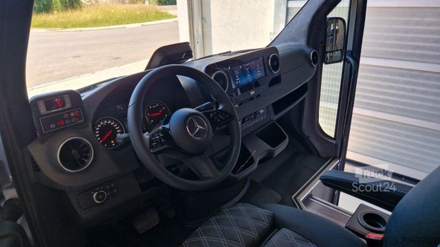 Miniautocarro MERCEDES-BENZ 517 Sprinter GSR2 Automatik 20 SS Stock