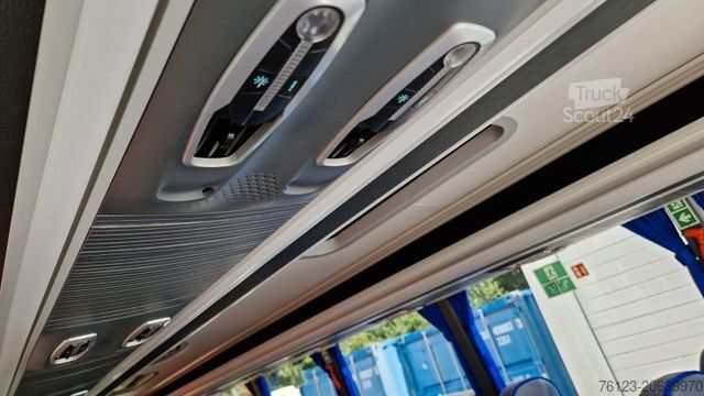 Minibus MERCEDES-BENZ 519 Sunset S 4 Ferqui Chasis 907 Vorlauffahrzeug