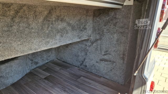 Minibus MERCEDES-BENZ 30 Sitzer Schul- Transferbus 519 Lagerfahrzeug