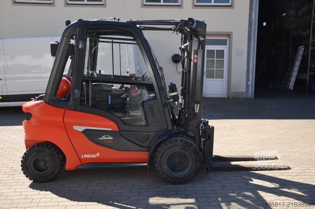 Фронтальний навантажувач вилковий LINDE H30T / hydr. Zinkenvers. / Lastgewichtsanzeige