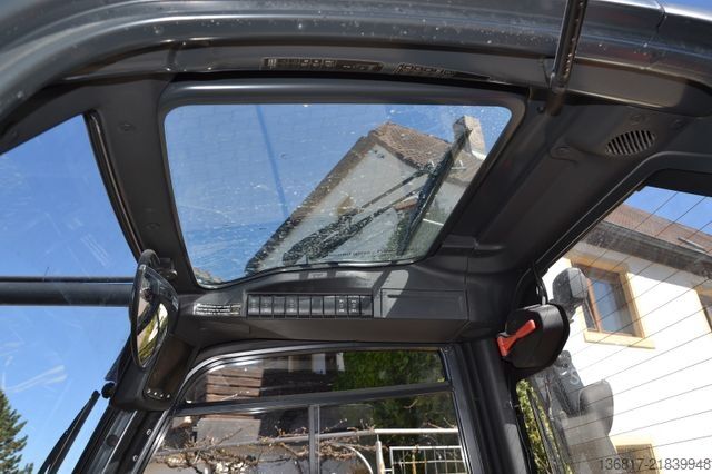 Voorlader vorkheftruck LINDE H30T / hydr. Zinkenvers. / Lastgewichtsanzeige