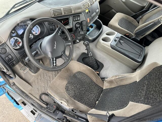 Platforma ładunkowa DAF CF 85.360 8x2 PRITSCHE 7m35 + KRAN EFFER 165-3S...