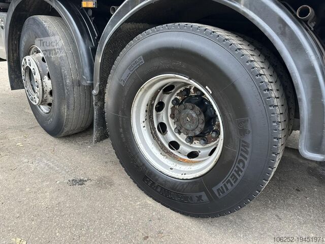Platforma ładunkowa DAF CF 85.360 8x2 PRITSCHE 7m35 + KRAN EFFER 165-3S...