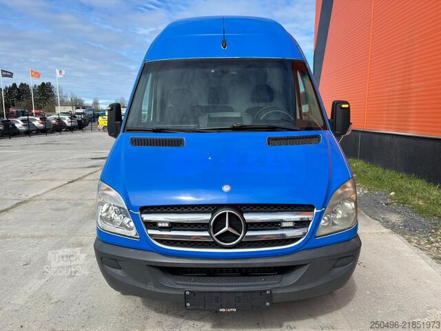 Pakettiauto Mercedes-Benz Sprinter 315 CDI