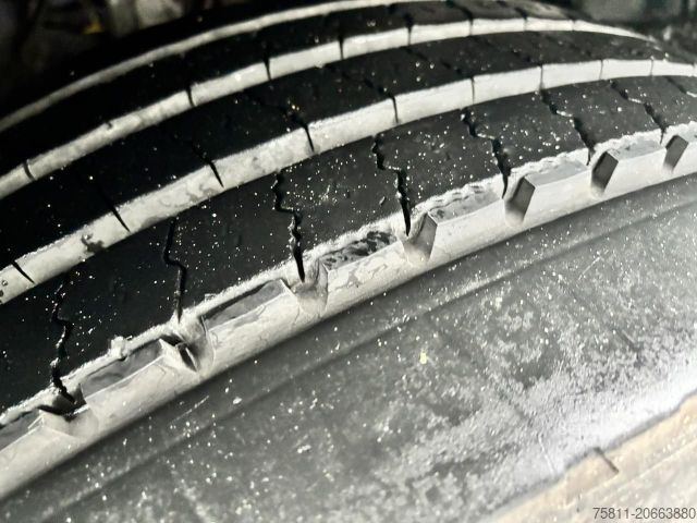 Standartinis vilkikas DAF XF 480 FT SSC + INTARDER + 1050l TANKS Klima ZV