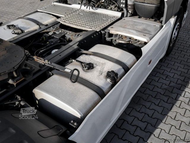 Standartinis vilkikas DAF XF 480 FT SSC + INTARDER + 1050l TANKS Klima ZV