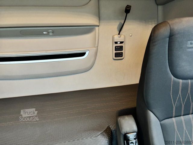 Standartinis vilkikas DAF XF 480 FT SSC + INTARDER + 1050l TANKS Klima ZV