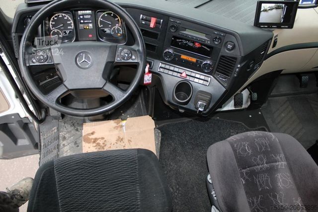 Автомобиль с заменяемым кузовом MERCEDES-BENZ 2540 6x2 (kein 2542 2545) Fahrschule Nr.: 250