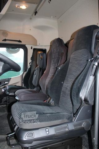 Автомобиль с заменяемым кузовом MERCEDES-BENZ 2540 6x2 (kein 2542 2545) Fahrschule Nr.: 244