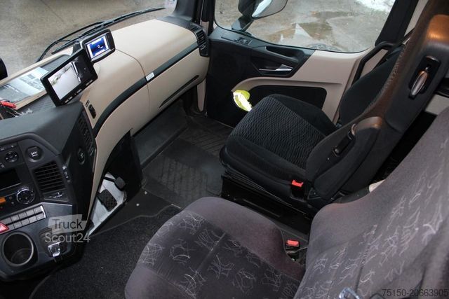 Автомобиль с заменяемым кузовом MERCEDES-BENZ 2540 6x2 (kein 2542 2545) Fahrschule Nr.: 244