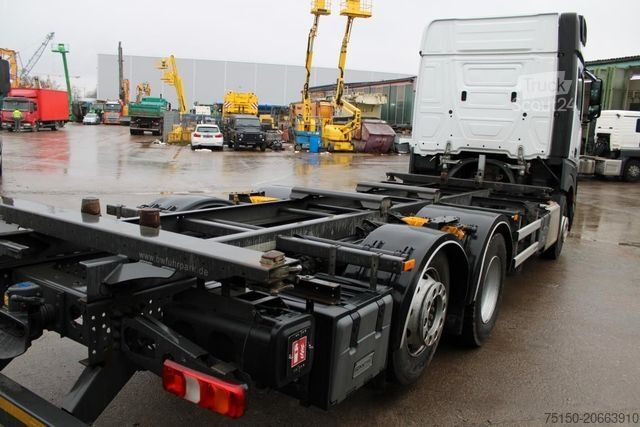 Автомобиль с заменяемым кузовом MERCEDES-BENZ 2540 6x2 (kein 2542 2545) Fahrschule Nr.: 280