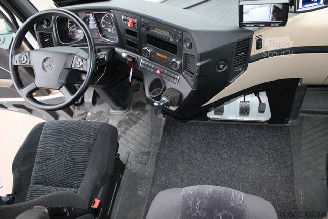 Автомобиль с заменяемым кузовом MERCEDES-BENZ 2540 6x2 (kein 2542 2545) Fahrschule Nr.: 280