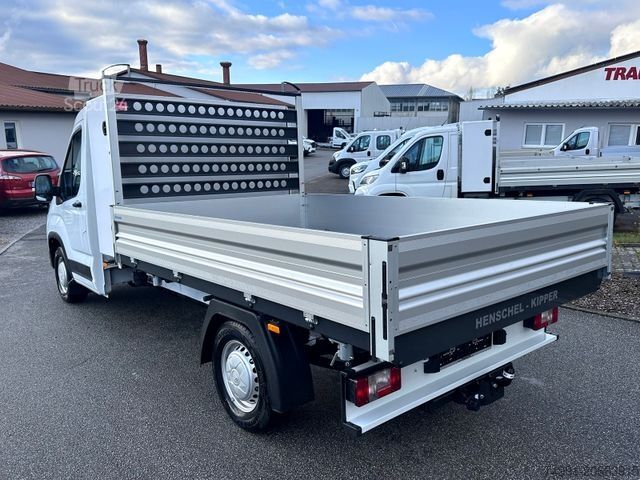 Kravas mikroautobuss ar pašizgāzēju MAXUS Deliver 9 Chassis L3 Kipper Bawer Box AHK 147Ps