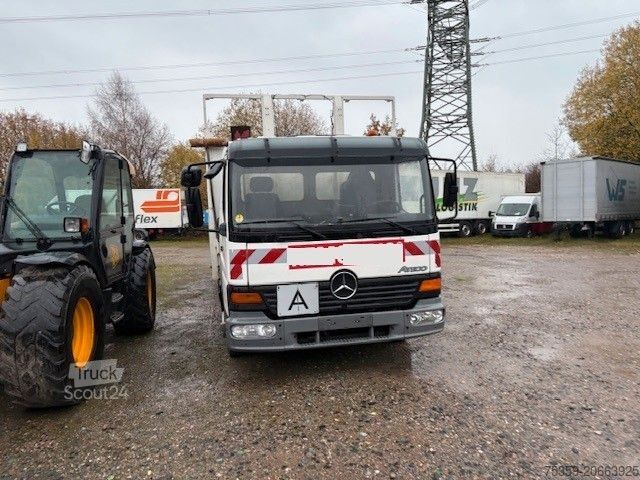 Pick-up kombi MERCEDES-BENZ Atego 815