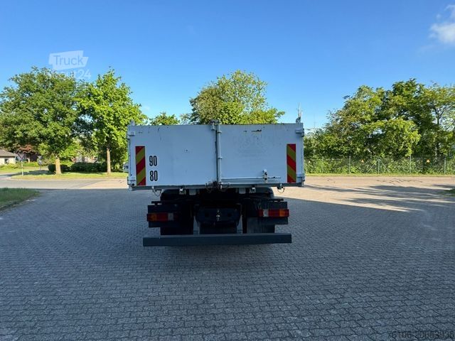 Kravas automašīnai uzstādīts celtnis MERCEDES-BENZ Axor 2633 Kipper mit Kran Fassi F135