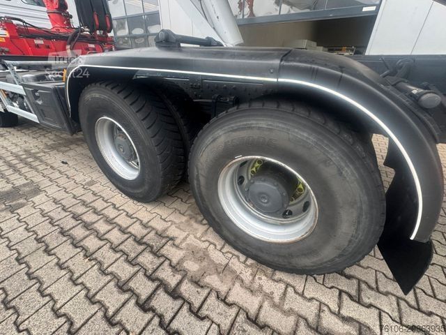 Tipper truck MERCEDES-BENZ Axor 2633 Kipper mit Kran Fassi F135