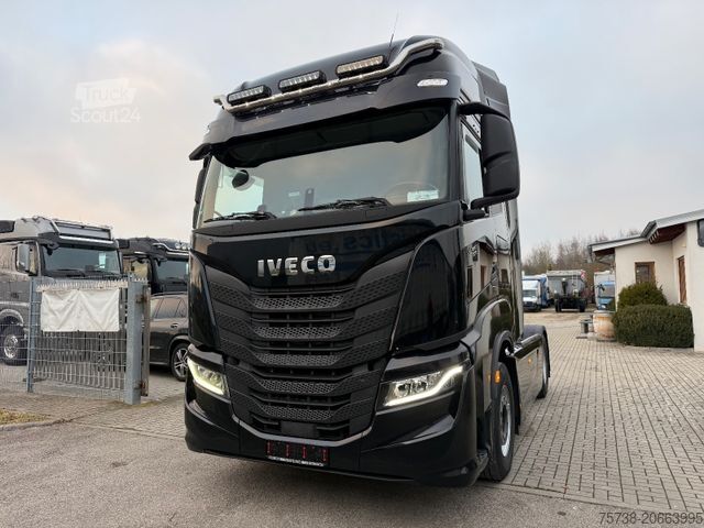 Tractora standard IVECO S-Way 570/Intarder/Hydraulik/Navi/VOLLLUFT
