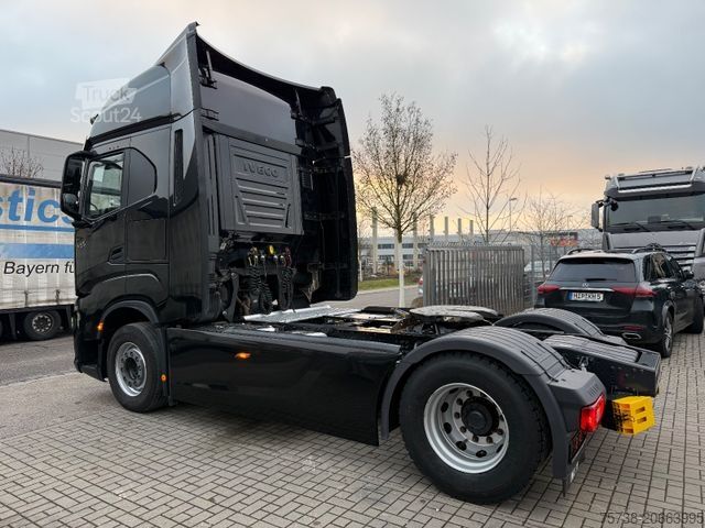 Tractora standard IVECO S-Way 570/Intarder/Hydraulik/Navi/VOLLLUFT