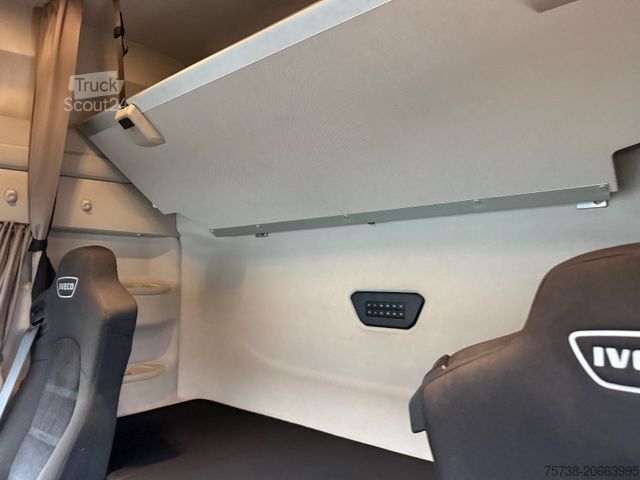 Tractora standard IVECO S-Way 570/Intarder/Hydraulik/Navi/VOLLLUFT