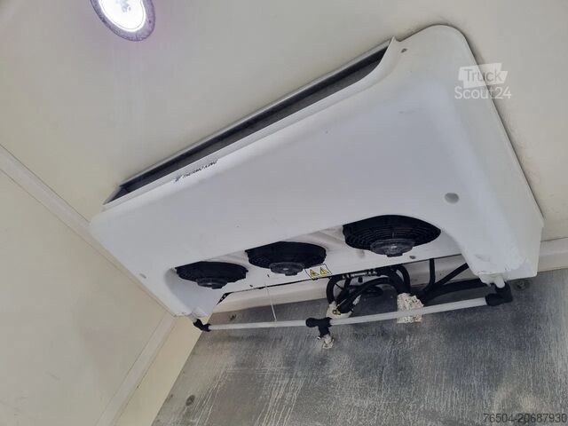 Refrigerated/freezer transport (closed box) Renault Master 2.3 CDTI Kuhlkoffer Thermoking V500MAX +...
