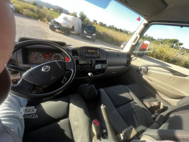 Caminhão plataforma elevatória