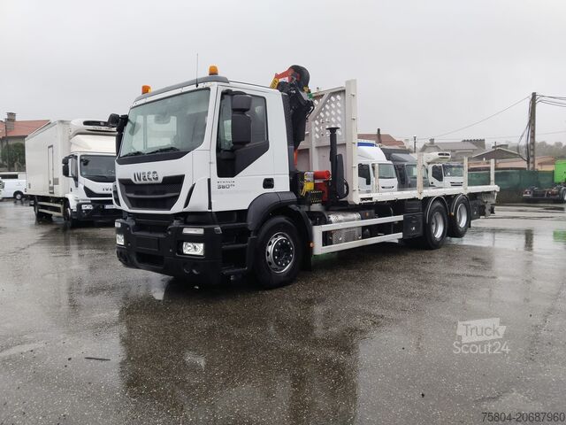 شاحنة رافعة Iveco AD260SY/PT