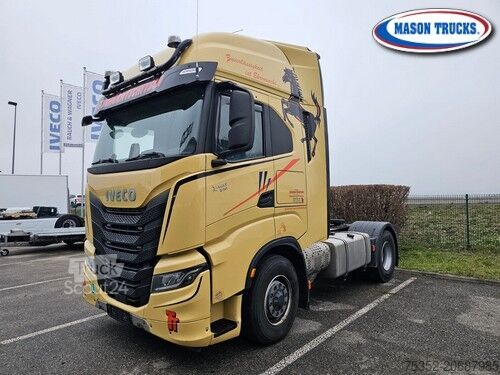 τυπικός οδικός ελκυστήρας Iveco X-Way 510 Hi-Traction 4x4