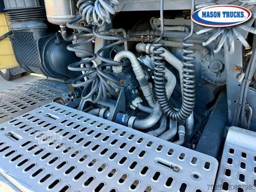 τυπικός οδικός ελκυστήρας Iveco X-Way 510 Hi-Traction 4x4