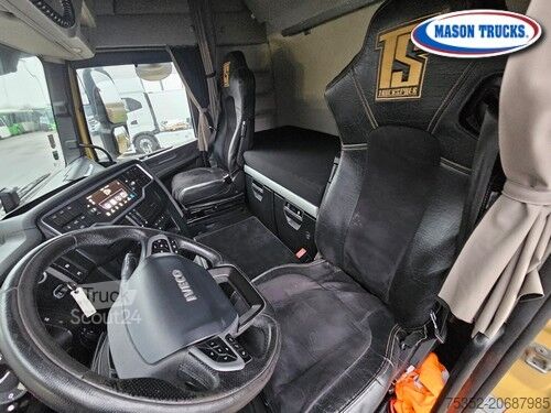 τυπικός οδικός ελκυστήρας Iveco X-Way 510 Hi-Traction 4x4