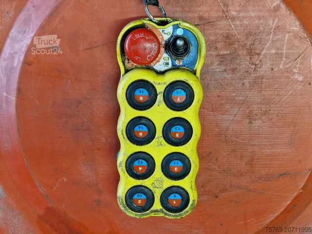 Cattle transport Pezzaioli 4 deck - Water & Ventilation - Lifting floors -...