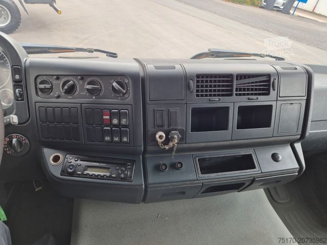 Ciężarówka z płaską platformą MAN TGA 18.360 4x4 BB Pritsche Single Bereifung