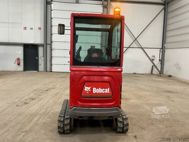 Mini-pelle Bobcat E 17