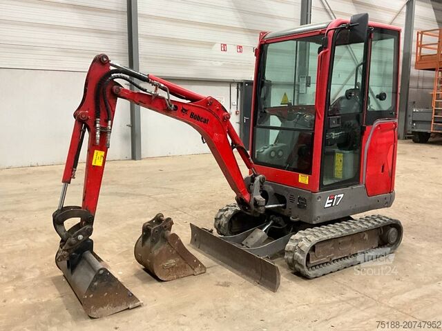 Mini-pelle Bobcat E 17