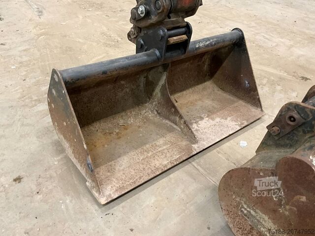 Minikoparka Bobcat E 17