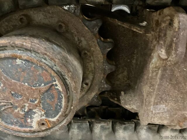 Mini-pelle Bobcat E 17