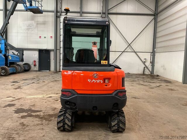 Mini-pelle Kubota KX 027-4