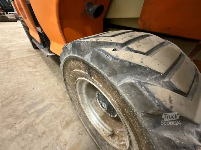 Elevador de tesoura JLG 3394 RT