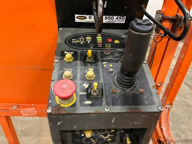 Elevador de tesoura JLG 3394 RT