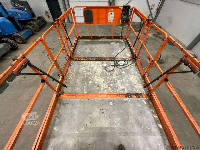 Elevador de tesoura JLG 3394 RT