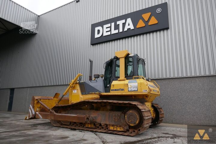 Trator de esteira Komatsu D65PX-15EO