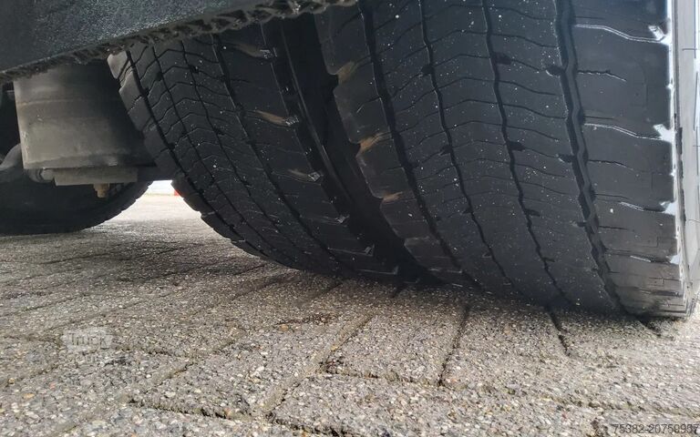 Standard-SZM Renault T HIGH 6x2 "SLEEPER" - MAX 70 TON - VF610D3...