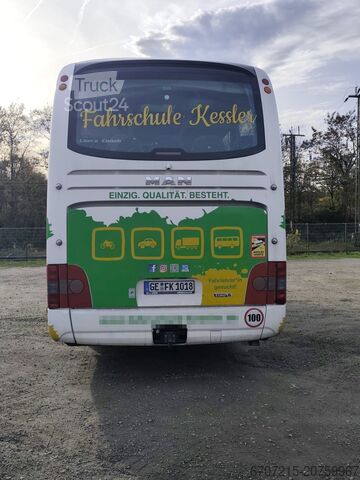 Coach MAN Lions City